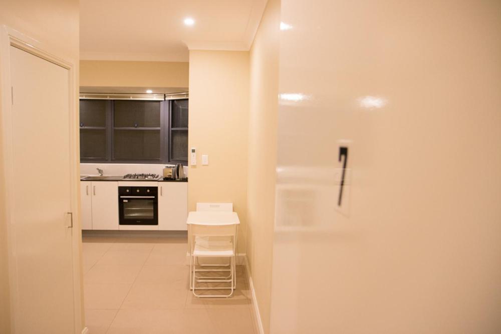 Готель T&M House Strathfield Екстер'єр фото